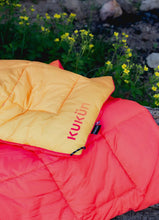 Load image into Gallery viewer, Kukün Puffy Blanket, Strawberry Lemonade